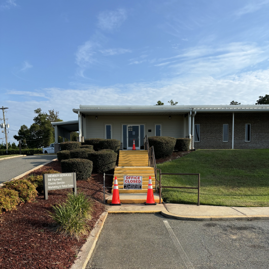 WFEC News Sneads Drive Thru Open 